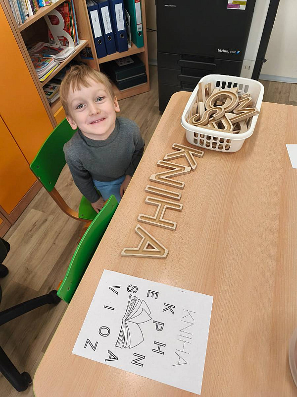 Březen - měsíc knihy a pohádek 