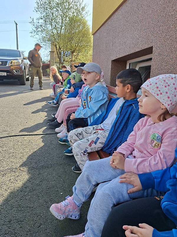 DRAVÍ PTÁCI NA ZAHRADĚ MŠ