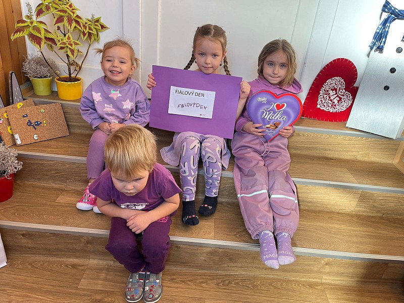 Fialový den u Koťátek 