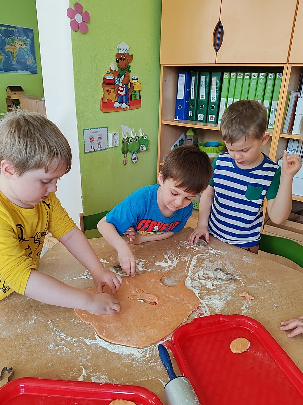 Hody, hody, doprovody... 