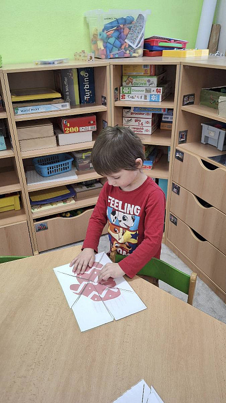 Obléknem si rukavice, bundy, šály a čepice