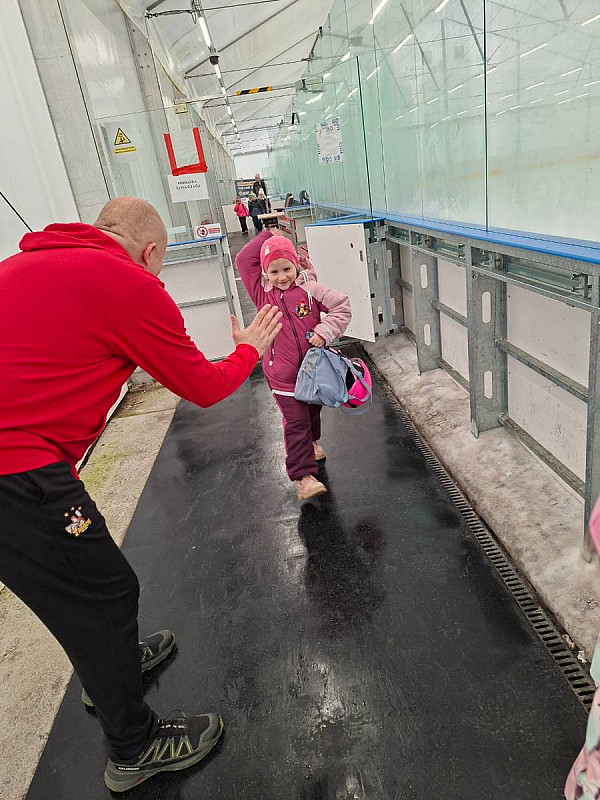 NAŠI MALÍ BRUSLAŘI- ZÁVĚREČNÁ LEKCE 