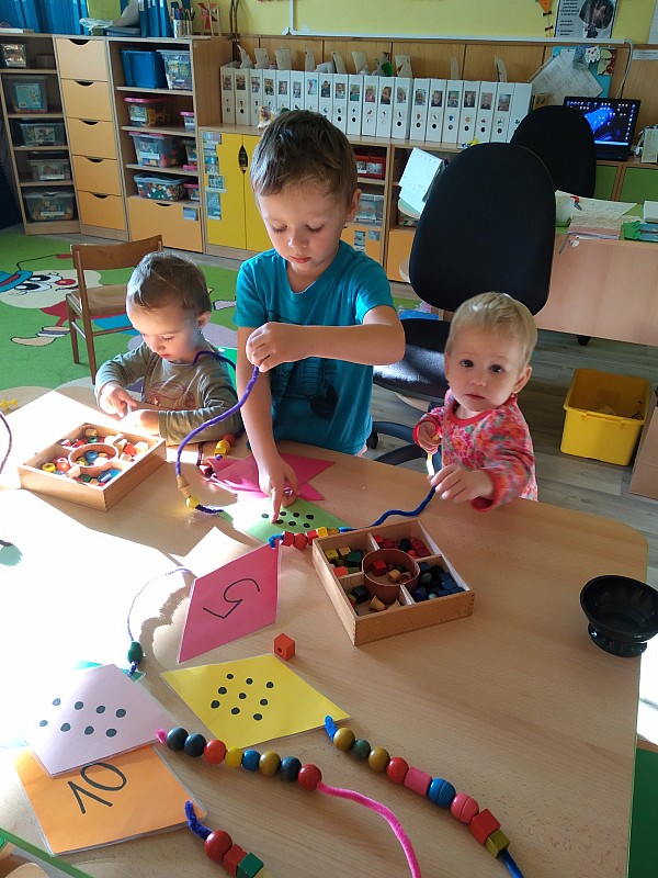 Vyletěl si pyšný drak