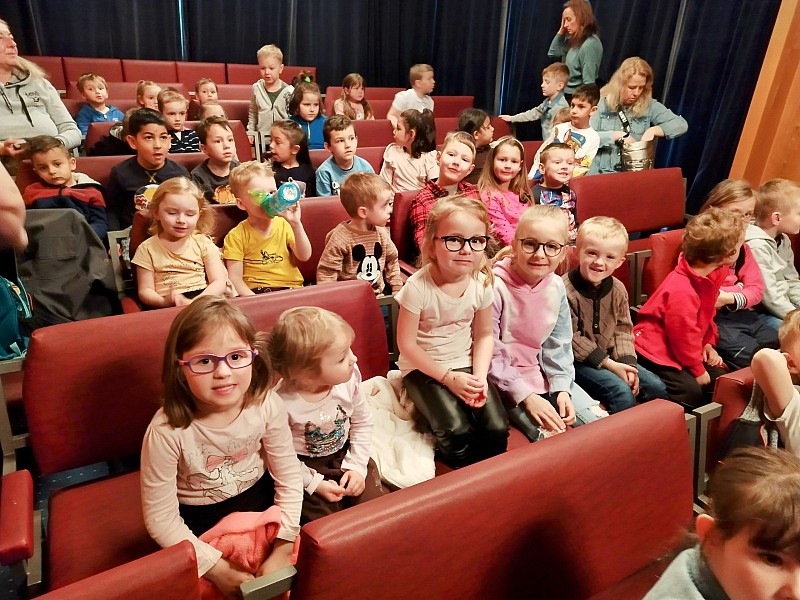 Návštěva loutkového divadla v Odrách